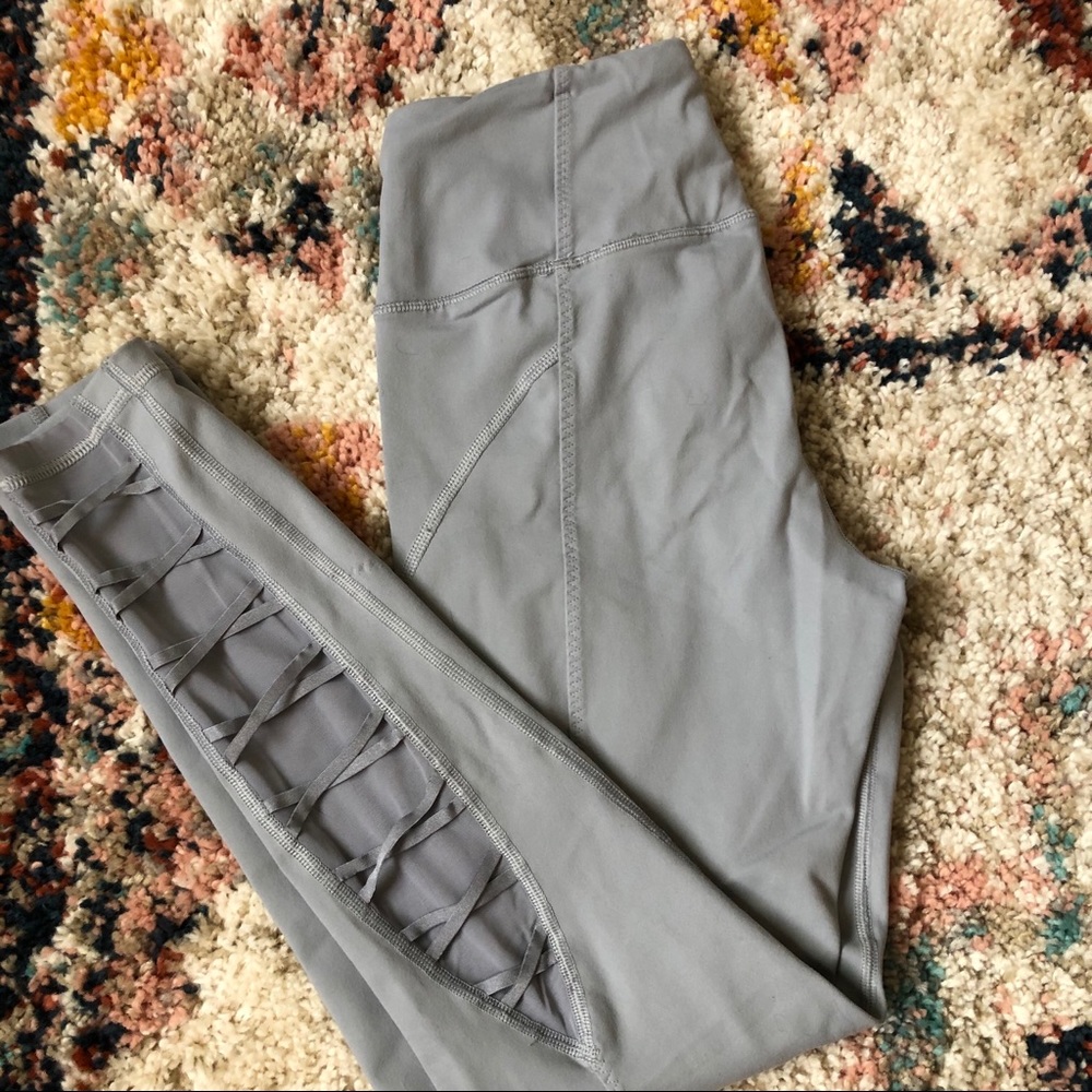 VS Sport gray leggings
